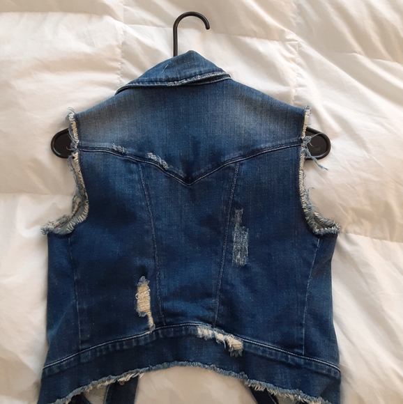 James Jean's denim/jean vest - Picture 5 of 5